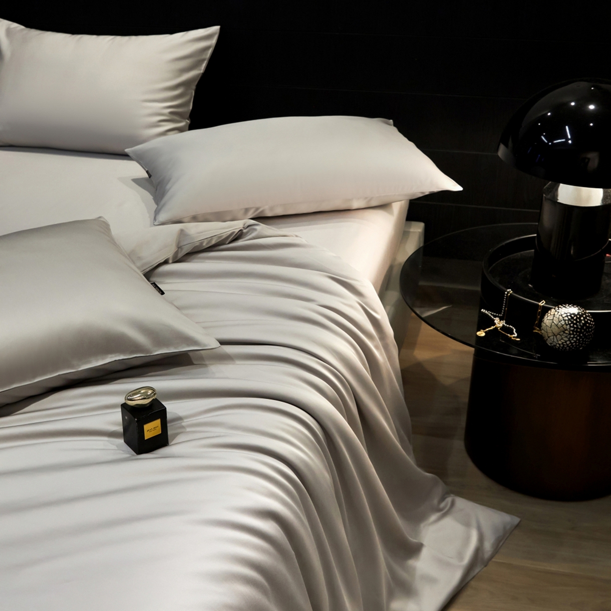 91家纺网 家纺一手货源 找家纺 （总）秀色家纺 2026新款100Pro+高级感轻奢天丝四件套长绒棉新疆纯色双拼凉感夏季裸睡4件