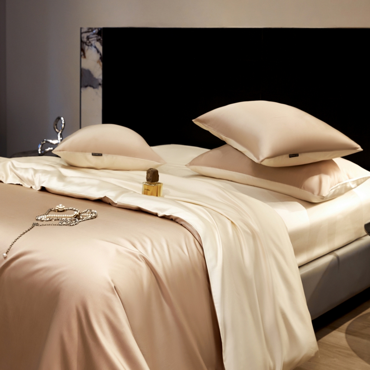 91家纺网 家纺一手货源 找家纺 秀色家纺 2026新款100Pro+高级感轻奢天丝四件套长绒棉新疆纯色双拼凉感夏季裸睡4件 Air天丝棉-温柔奶白