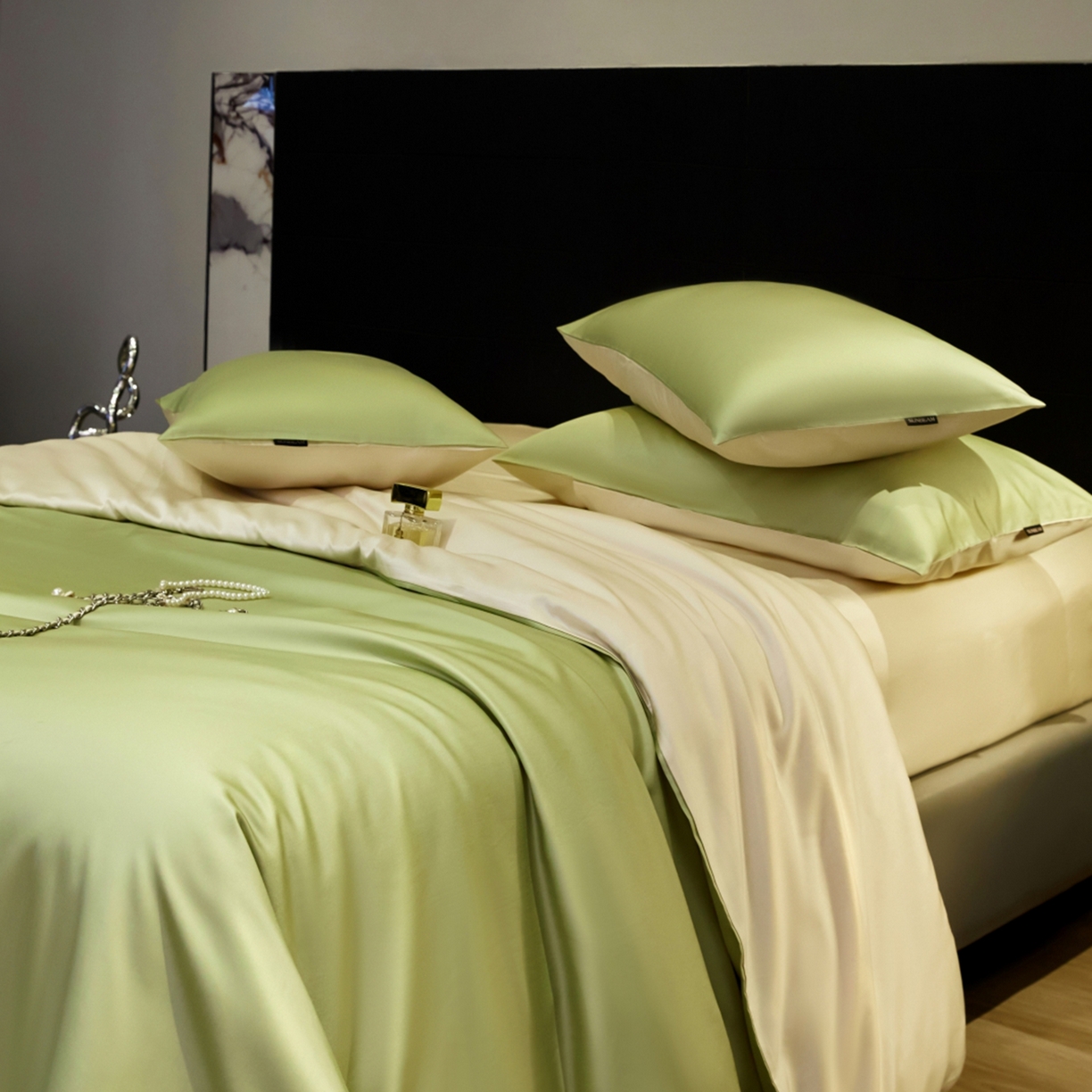 91家纺网 家纺一手货源 找家纺 秀色家纺 2026新款100Pro+高级感轻奢天丝四件套长绒棉新疆纯色双拼凉感夏季裸睡4件 Air天丝棉-抹茶奶白