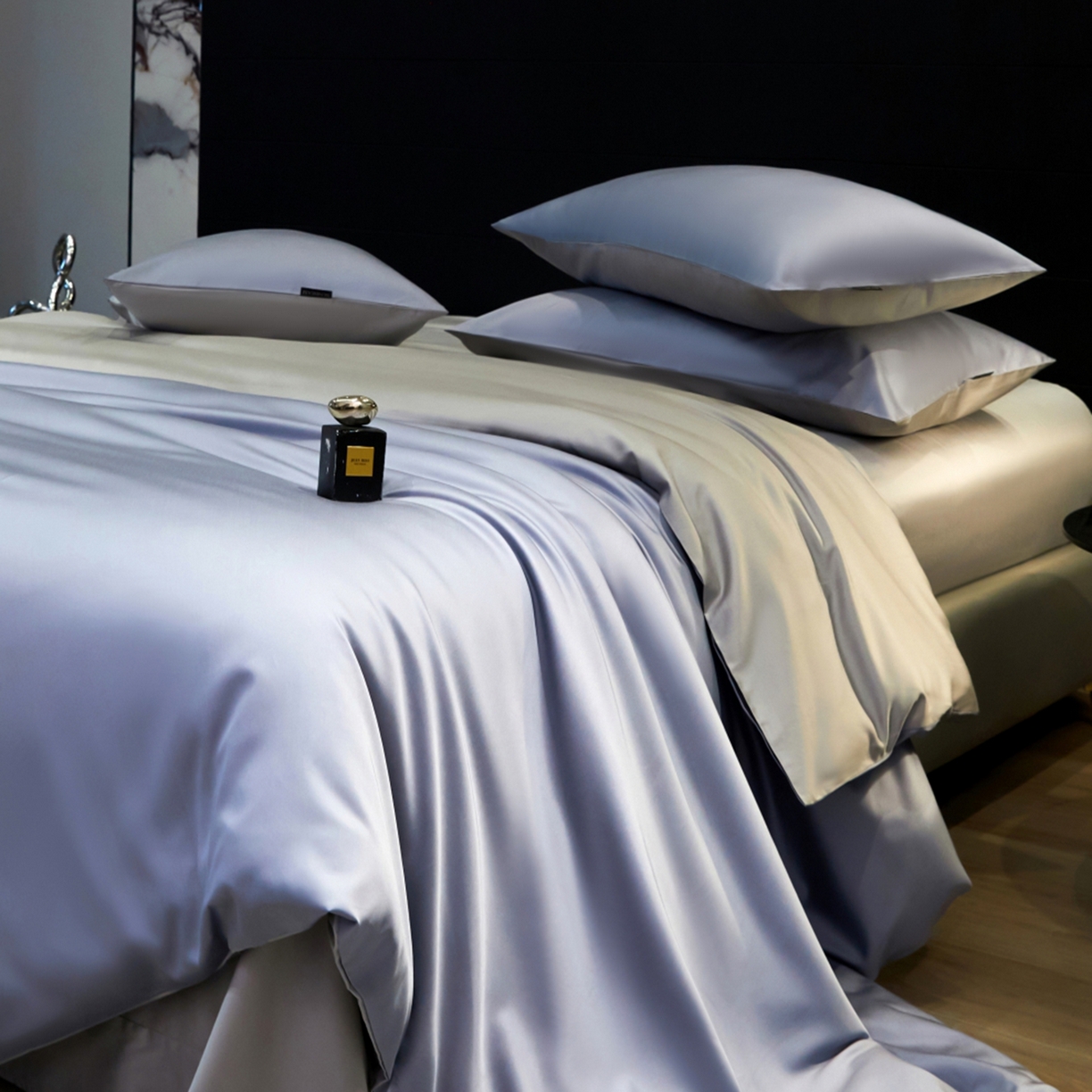 91家纺网 家纺一手货源 找家纺 秀色家纺 2026新款100Pro+高级感轻奢天丝四件套长绒棉新疆纯色双拼凉感夏季裸睡4件 Air天丝棉-星雾蓝+幻影灰