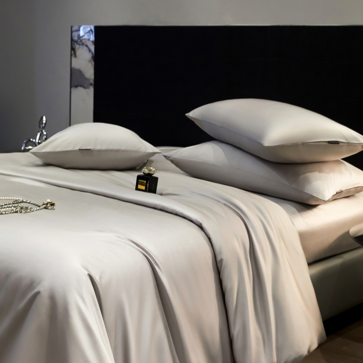 91家纺网 家纺一手货源 找家纺 （总）秀色家纺 2026新款100Pro+高级感轻奢天丝四件套长绒棉新疆纯色双拼凉感夏季裸睡4件