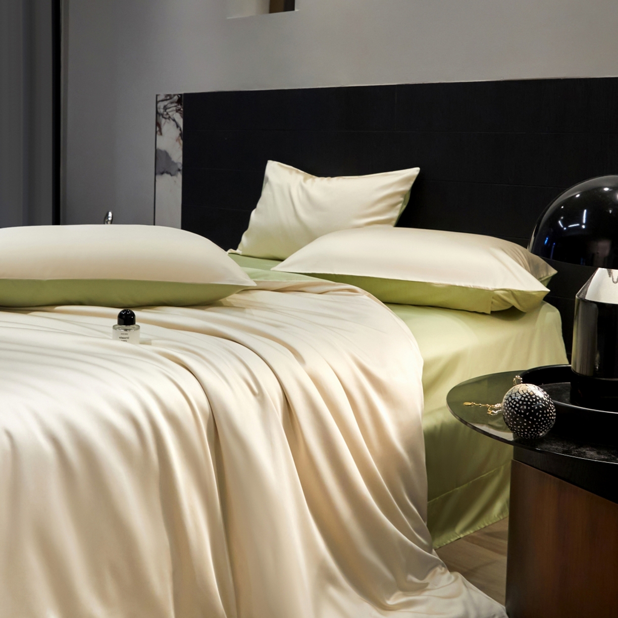 91家纺网 家纺一手货源 找家纺 秀色家纺 2026新款100Pro+高级感轻奢天丝四件套长绒棉新疆纯色双拼凉感夏季裸睡4件 Air天丝棉-奶白抹茶