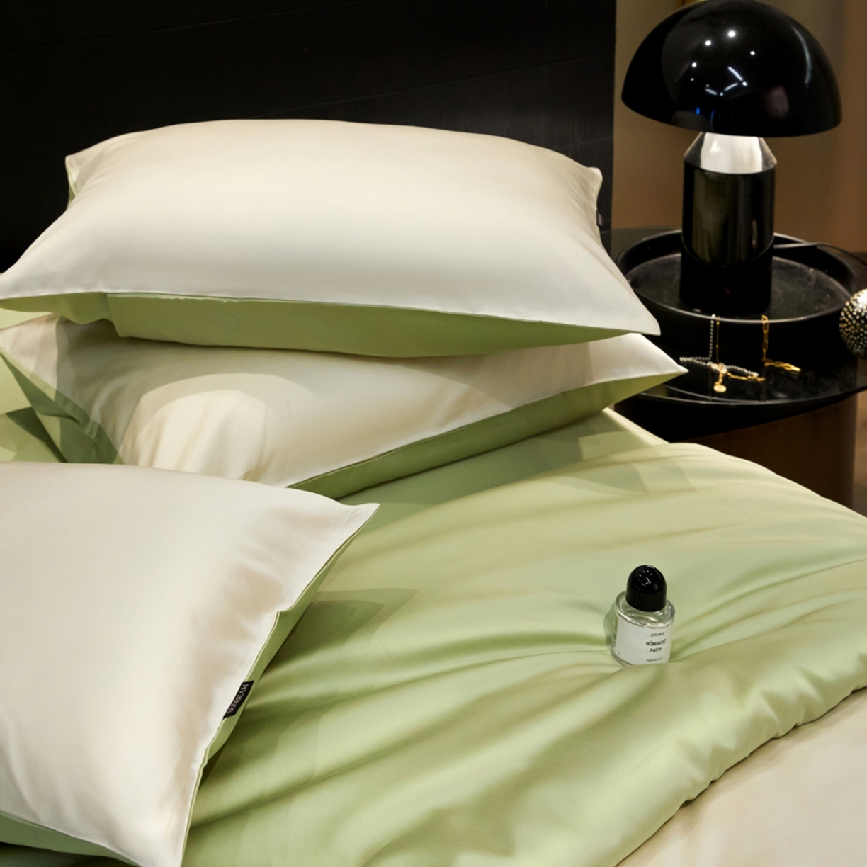 91家纺网 家纺一手货源 找家纺 秀色家纺 2026新款100Pro+高级感轻奢天丝四件套长绒棉新疆纯色双拼凉感夏季裸睡4件 Air天丝棉-奶白抹茶