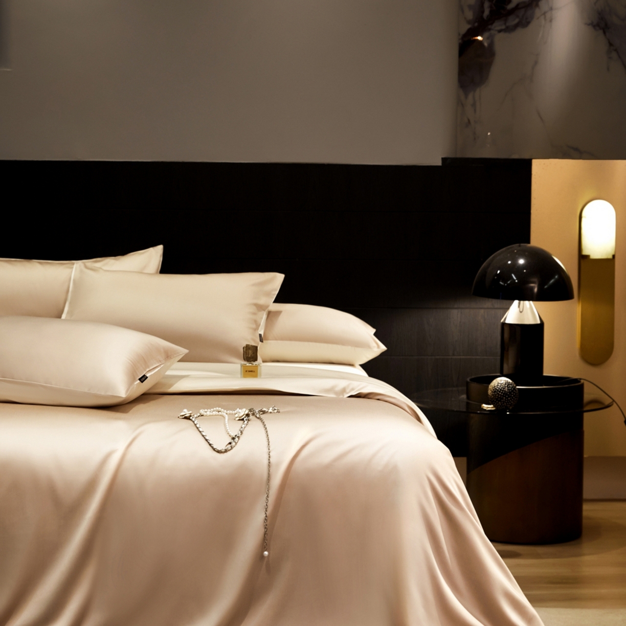 91家纺网 家纺一手货源 找家纺 秀色家纺 2026新款100Pro+高级感轻奢天丝四件套长绒棉新疆纯色双拼凉感夏季裸睡4件 Air天丝棉-温柔奶白