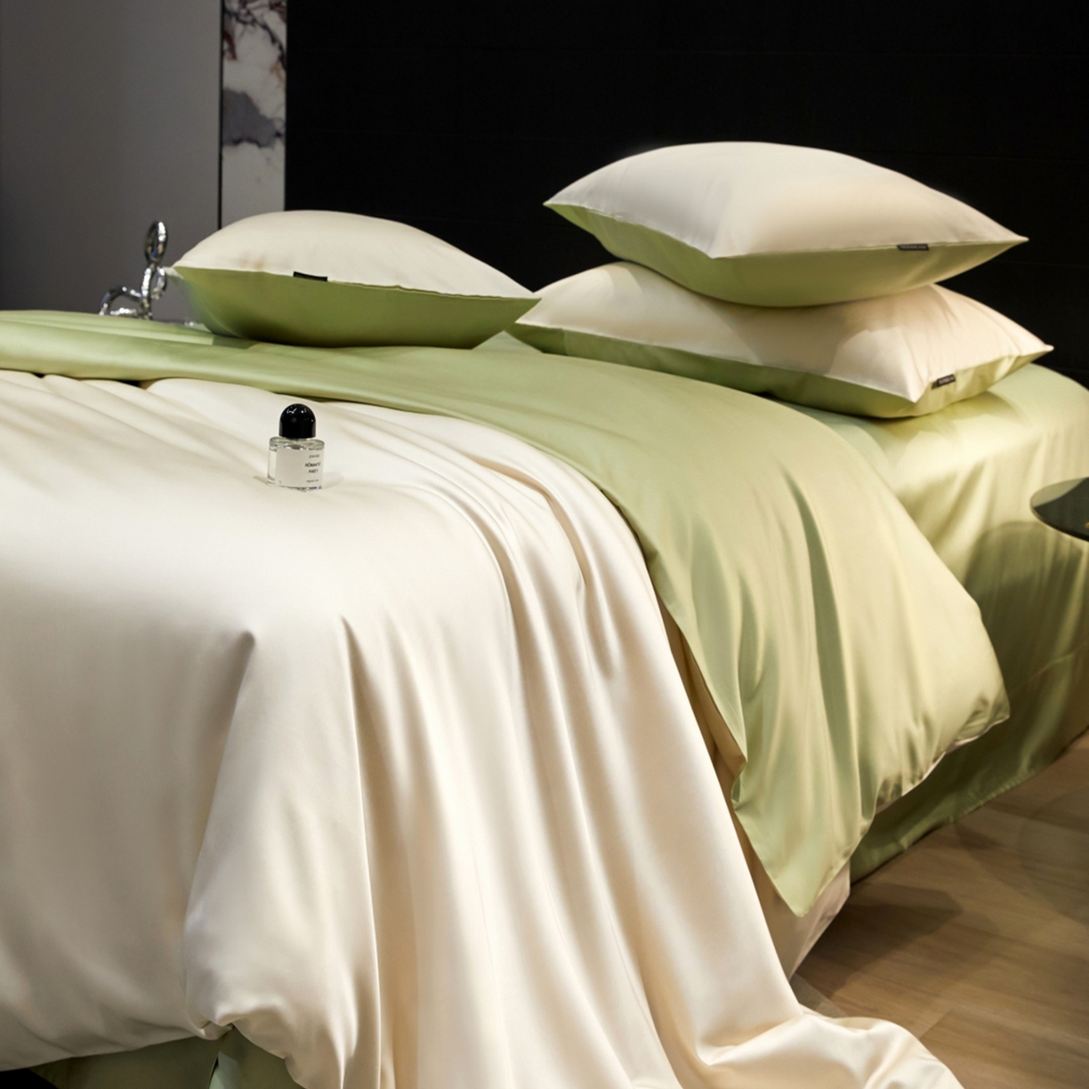 91家纺网 家纺一手货源 找家纺 秀色家纺 2026新款100Pro+高级感轻奢天丝四件套长绒棉新疆纯色双拼凉感夏季裸睡4件 Air天丝棉-奶白抹茶