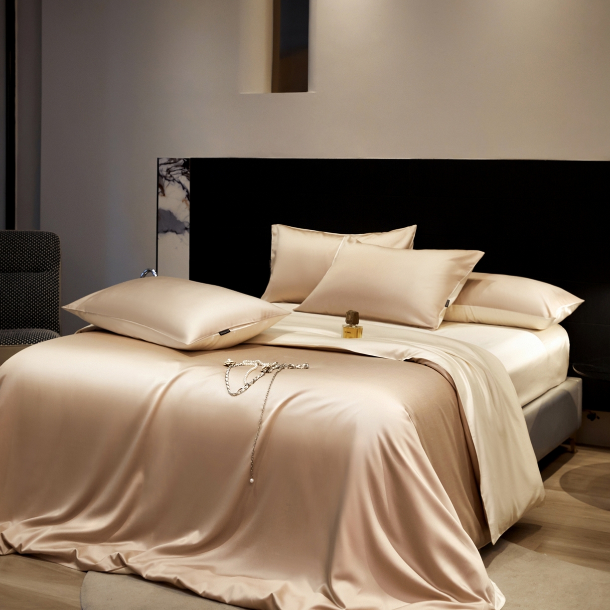 91家纺网 家纺一手货源 找家纺 秀色家纺 2026新款100Pro+高级感轻奢天丝四件套长绒棉新疆纯色双拼凉感夏季裸睡4件 Air天丝棉-温柔奶白