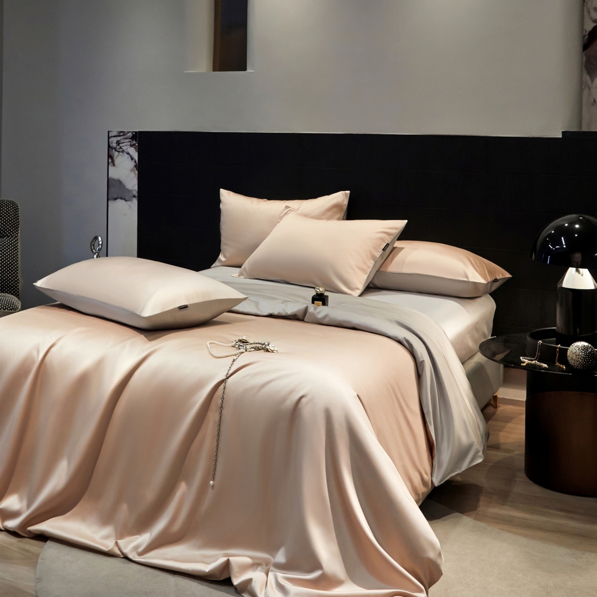 91家纺网 家纺一手货源 找家纺 秀色家纺 2026新款100Pro+高级感轻奢天丝四件套长绒棉新疆纯色双拼凉感夏季裸睡4件 Air天丝棉-桃灰粉+幻影灰