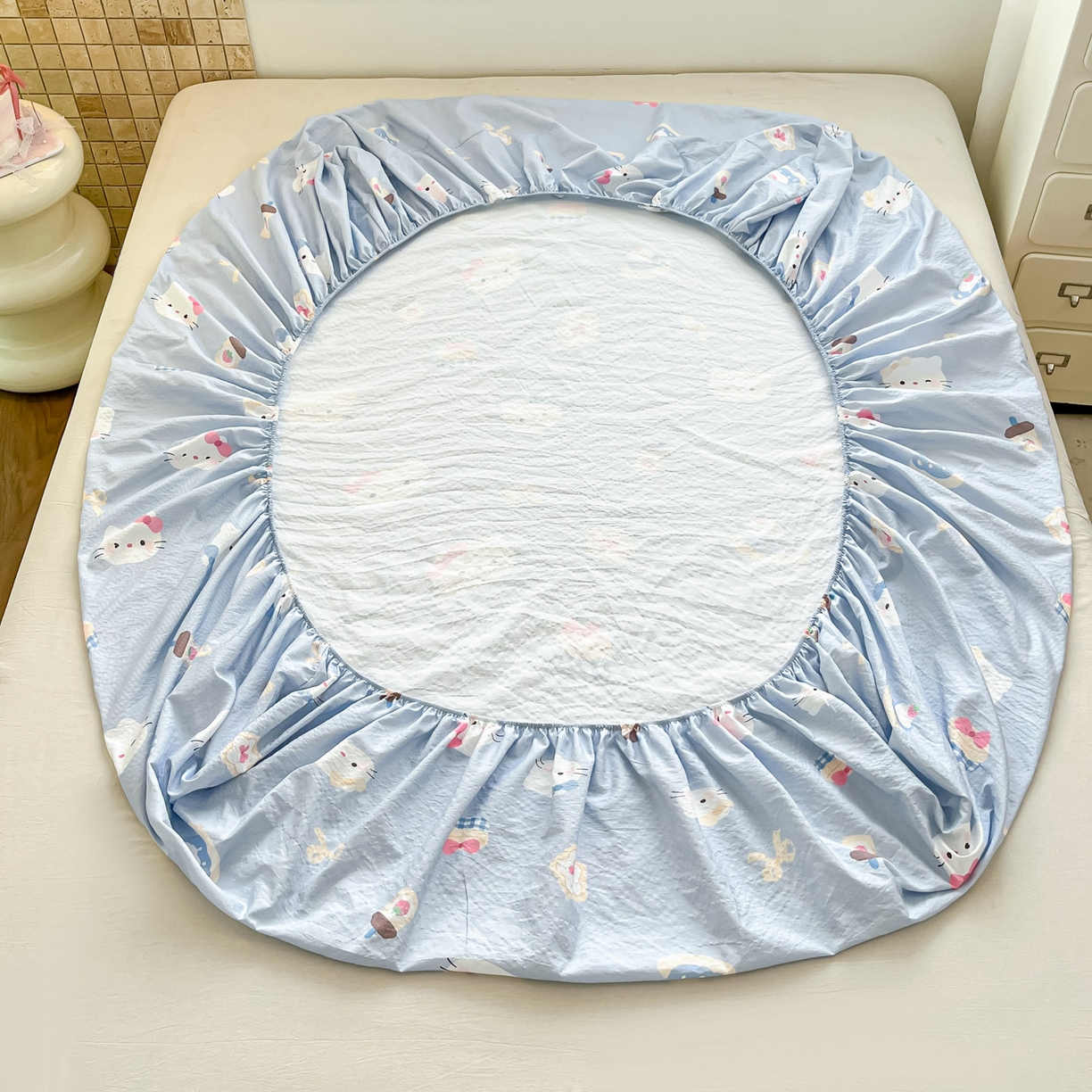 91家纺网 家纺一手货源 找家纺 川悦生活 2026春夏新款双层纱皱皱纱单床笠床笠单件 床笠汽水小咪