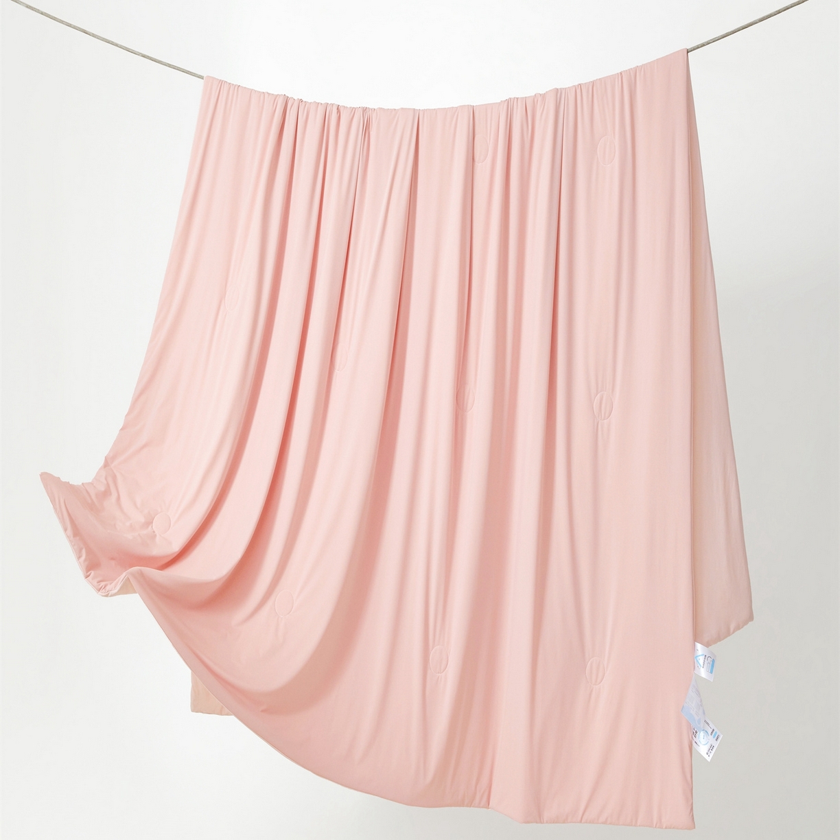 91家纺网 家纺一手货源 找家纺 仁凯家纺 2026新款双面凉感丝夏被凉感被子夏凉被空调被 冰柔粉