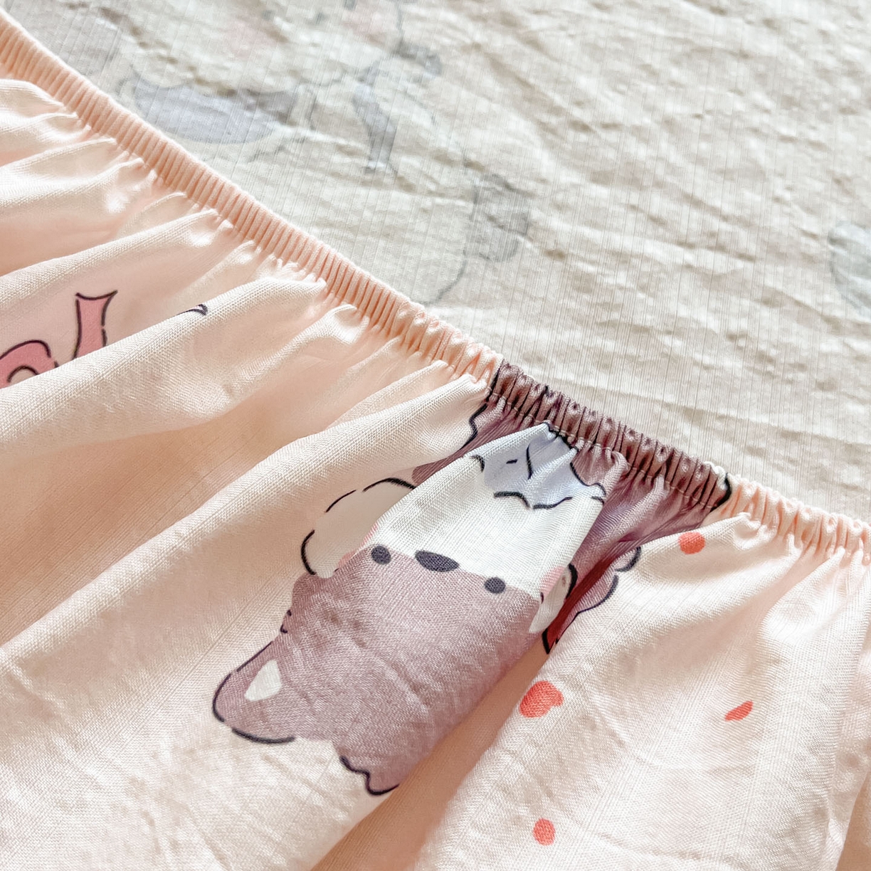 91家纺网 家纺一手货源 找家纺 川悦生活 2026春夏新款双层纱皱皱纱单床笠床笠单件 床笠糖豆小旺