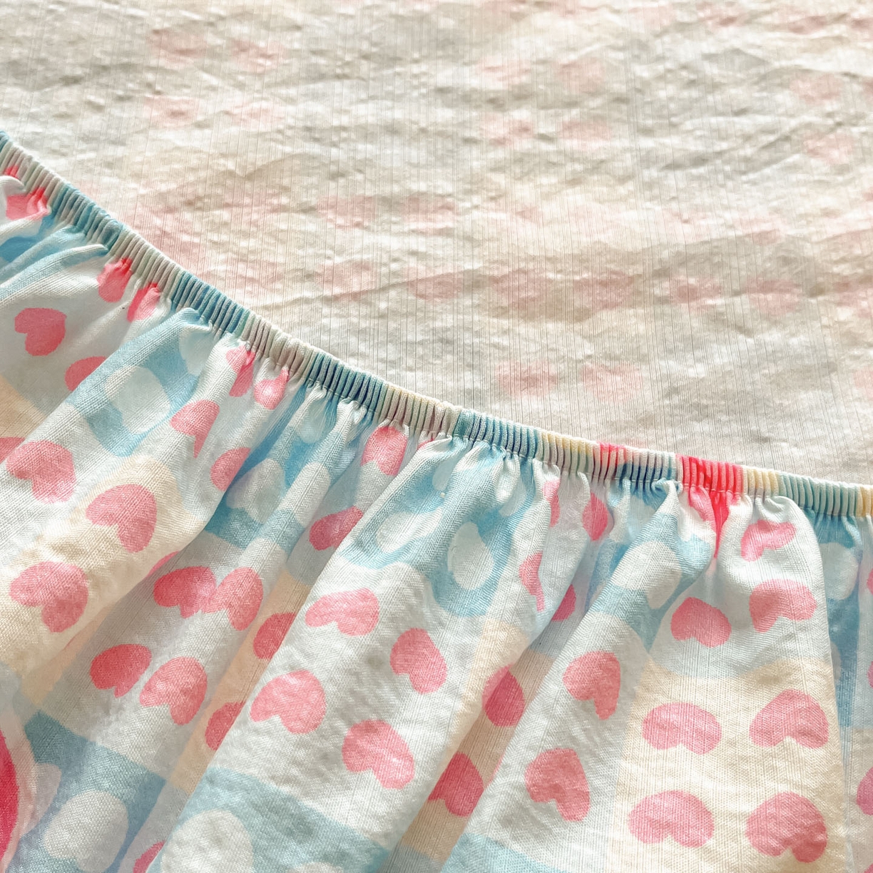 91家纺网 家纺一手货源 找家纺 川悦生活 2026春夏新款双层纱皱皱纱单床笠床笠单件 床笠甜梦心愿