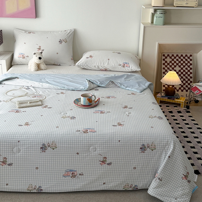 91家纺网 家纺一手货源 找家纺 HL原创 2026春夏新款针织棉小冰皮双感夏被夏凉被空调被 田字格小熊