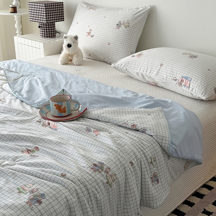 91家纺网 家纺一手货源 找家纺 HL原创 2026春夏新款针织棉小冰皮双感夏被夏凉被空调被 田字格小熊