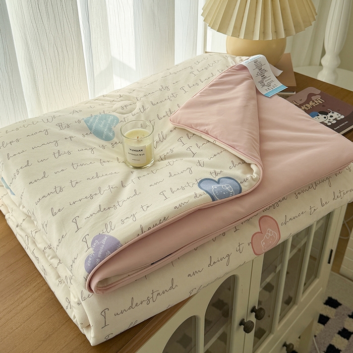 HL原创 2026春夏新款针织棉小冰皮双感夏被夏凉被空调被 字母游戏