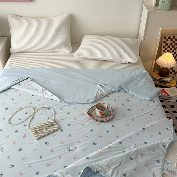91家纺网 家纺一手货源 找家纺 HL原创 2026春夏新款双面小冰皮夏被夏凉被空调被 芭比兔-蓝