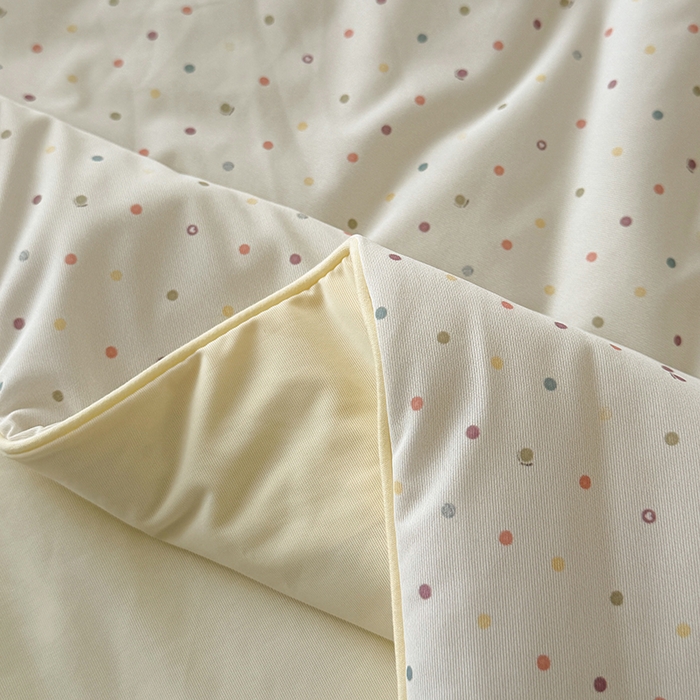 91家纺网 家纺一手货源 找家纺 HL原创 2026春夏新款双面小冰皮夏被夏凉被空调被 糖豆豆