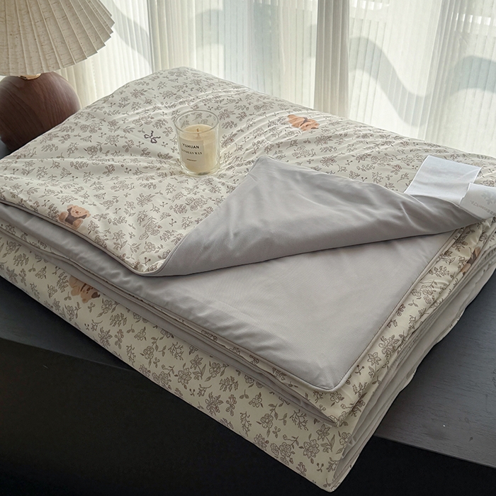 91家纺网 家纺一手货源 找家纺 HL原创 2026春夏新款双面小冰皮夏被夏凉被空调被 普罗旺斯