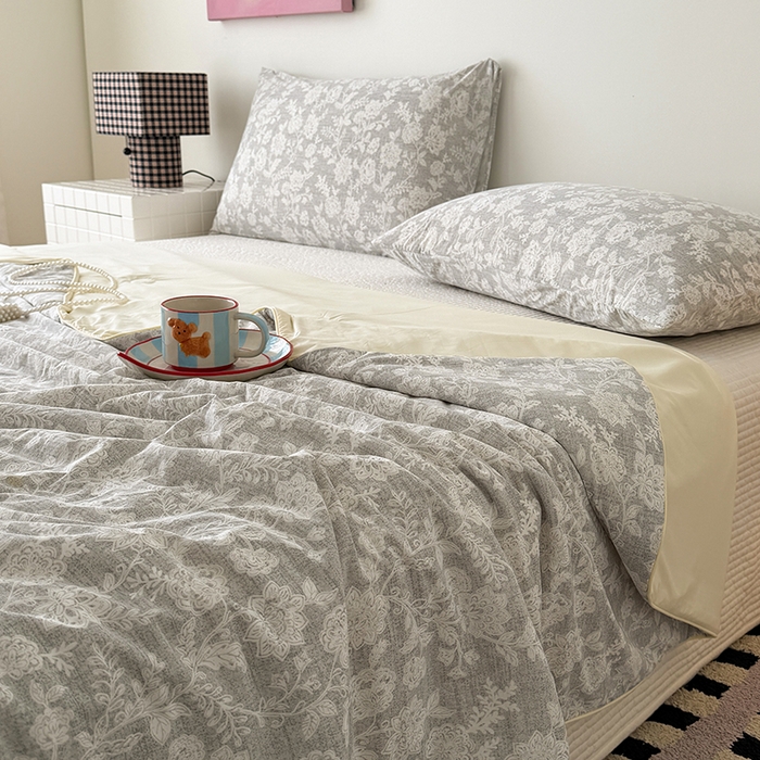 91家纺网 家纺一手货源 找家纺 HL原创 2026春夏新款双面小冰皮夏被夏凉被空调被 南法假日-绿