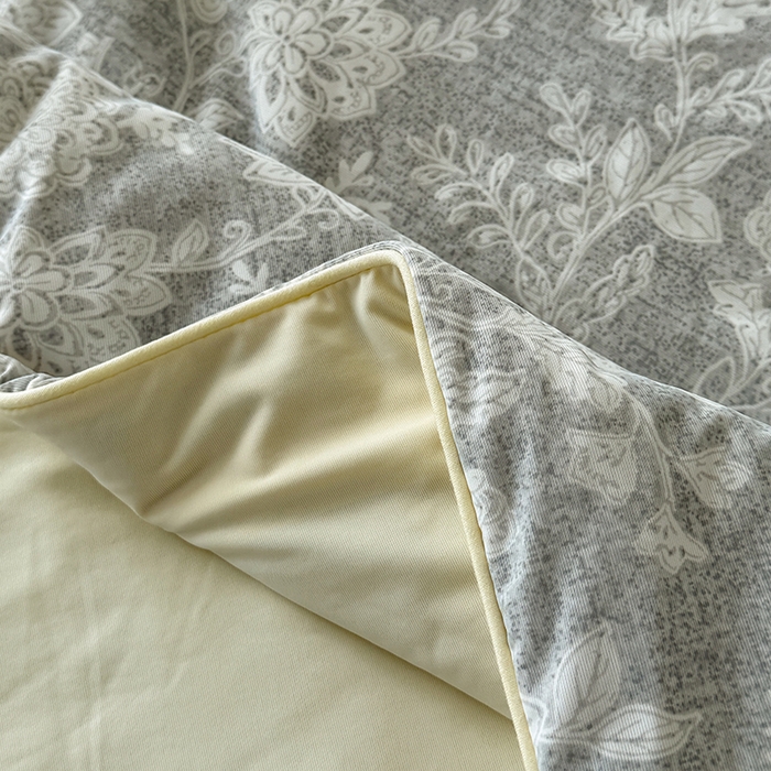 91家纺网 家纺一手货源 找家纺 HL原创 2026春夏新款双面小冰皮夏被夏凉被空调被 南法假日-绿