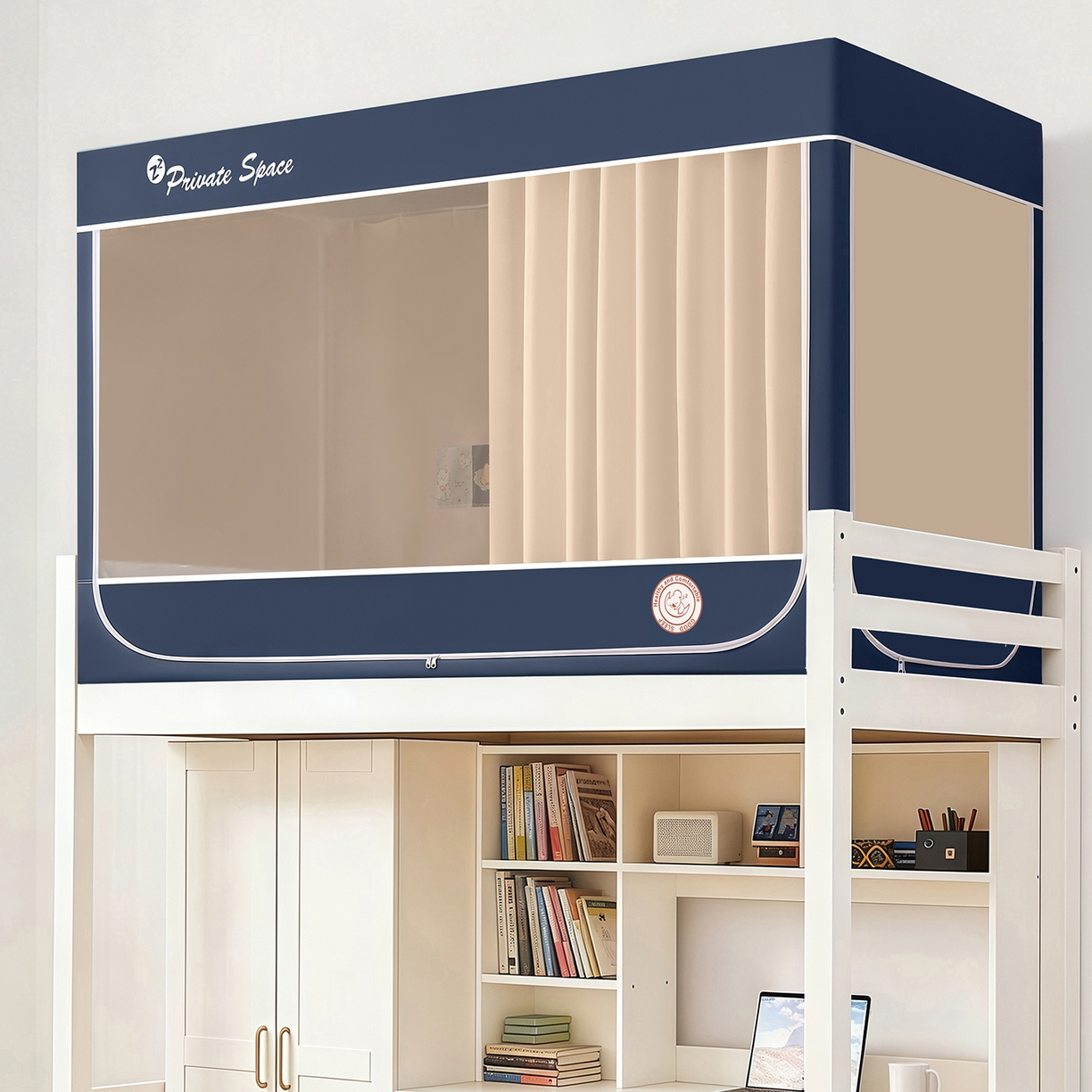 91家纺网 家纺一手货源 找家纺 壹和 2026新款纯物理无涂层无覆膜款遮光防蚊学生坐床蚊帐（场景二） 靛蓝拼米