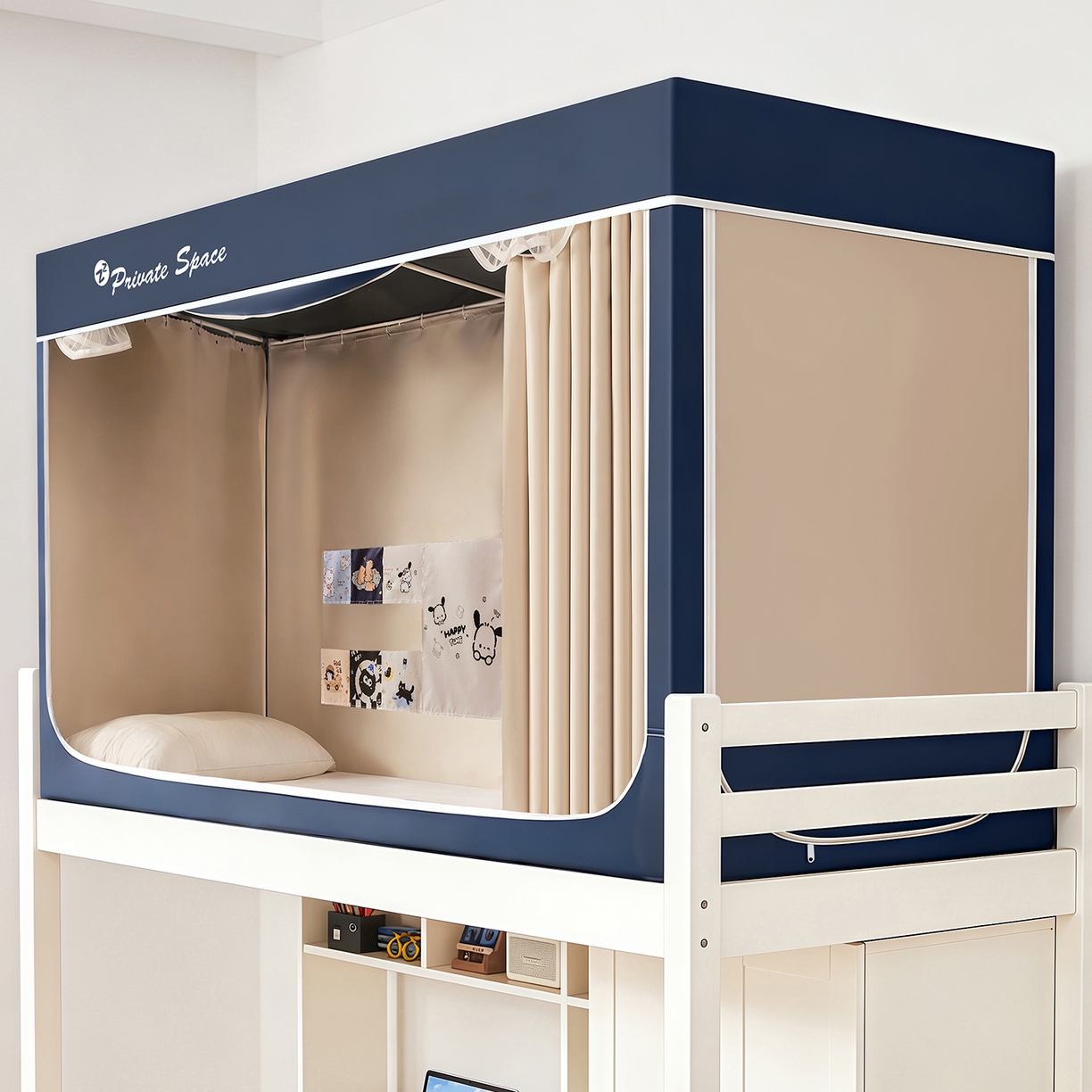 91家纺网 家纺一手货源 找家纺 壹和 2026新款纯物理无涂层无覆膜款遮光防蚊学生坐床蚊帐（场景二） 靛蓝拼米