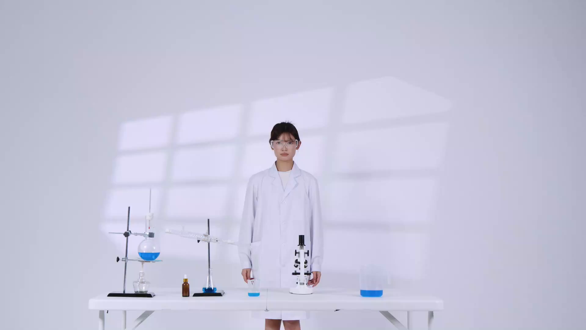 91家纺网 家纺一手货源 找家纺 （总）壹和 2026新款纯物理无涂层无覆膜款遮光防蚊学生坐床蚊帐（场景二）