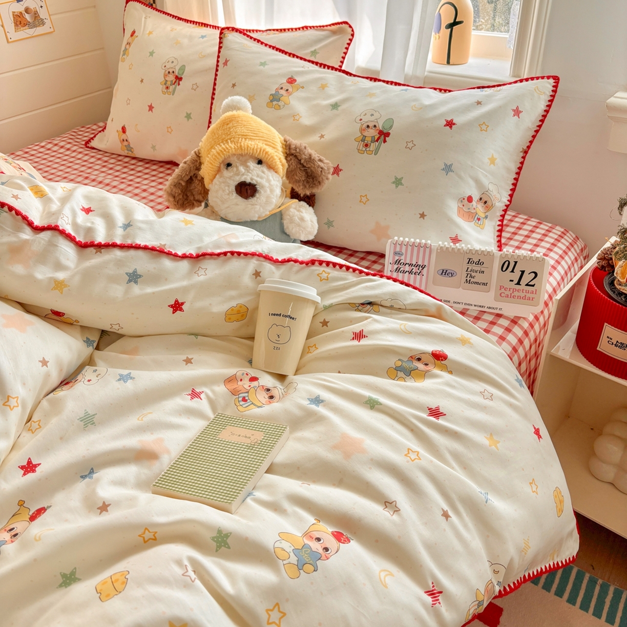 91家纺网 家纺一手货源 找家纺 慕尚家纺 2026春夏新款全棉纯棉印花三角针四件套 可爱星人