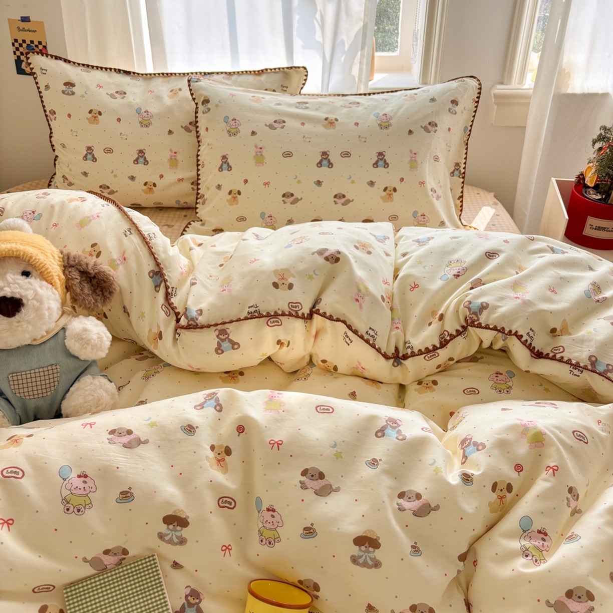 91家纺网 家纺一手货源 找家纺 慕尚家纺 2026春夏新款全棉纯棉印花三角针四件套 气球小狗