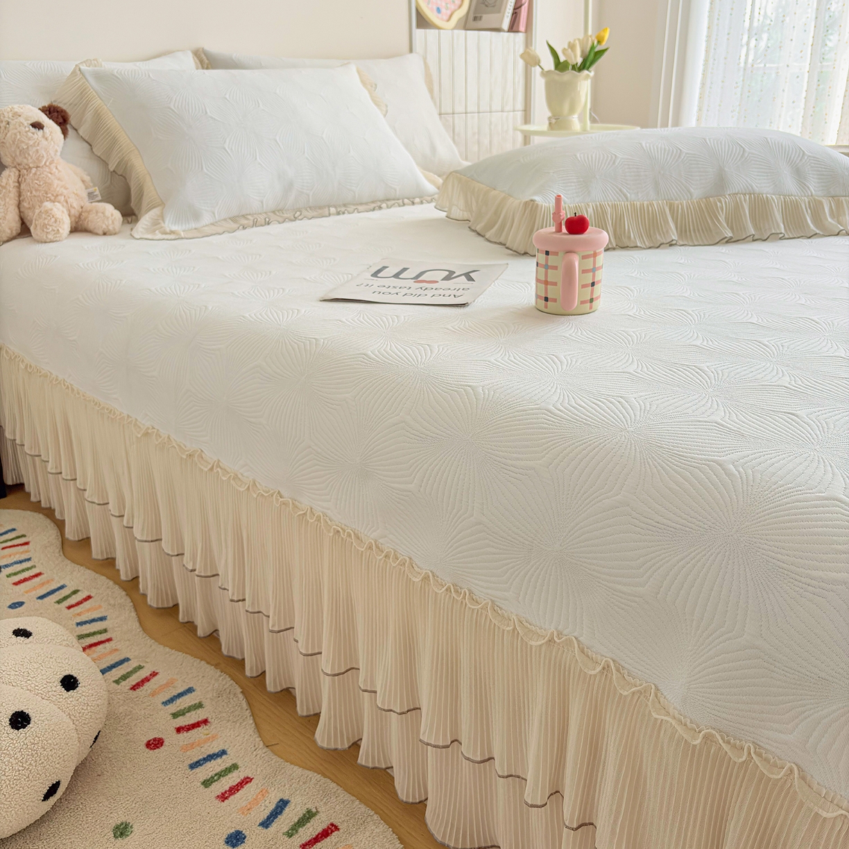 91家纺网 家纺一手货源 找家纺 锦格家纺 2026新款凉感丝网纱凉席夏被夏凉被空调被四件套 轻梦瑶-奶昔白