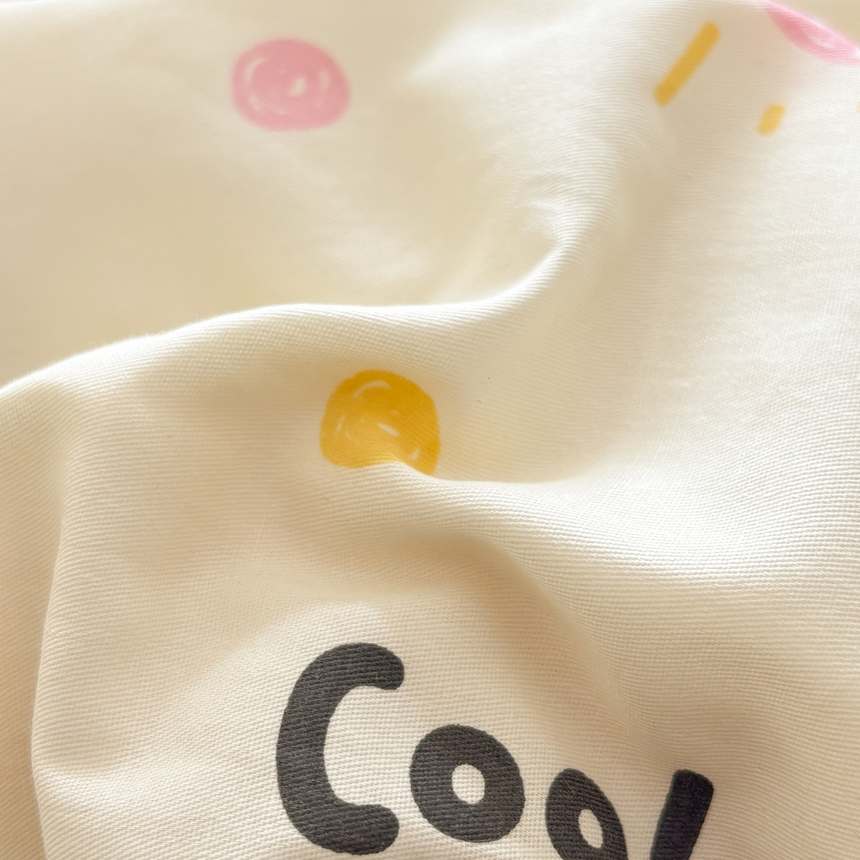 91家纺网 家纺一手货源 找家纺 慕尚家纺 2026春夏新款全棉纯棉印花三角针四件套 元气少女