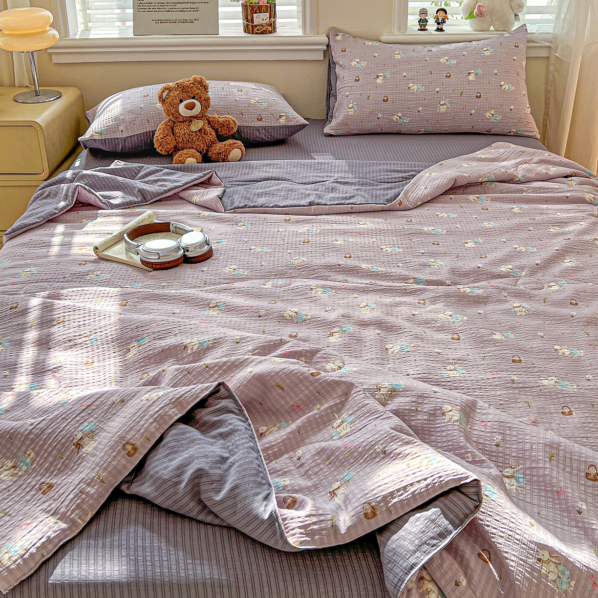 91家纺网 家纺一手货源 找家纺 王朝国际 2026新款A类彩竺棉印花夏被四件套 安妮兔