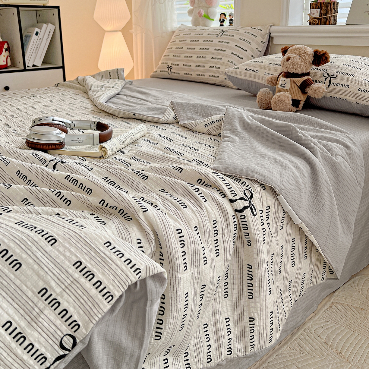 91家纺网 家纺一手货源 找家纺 王朝国际 2026新款A类彩竺棉印花夏被四件套 蝴蝶结