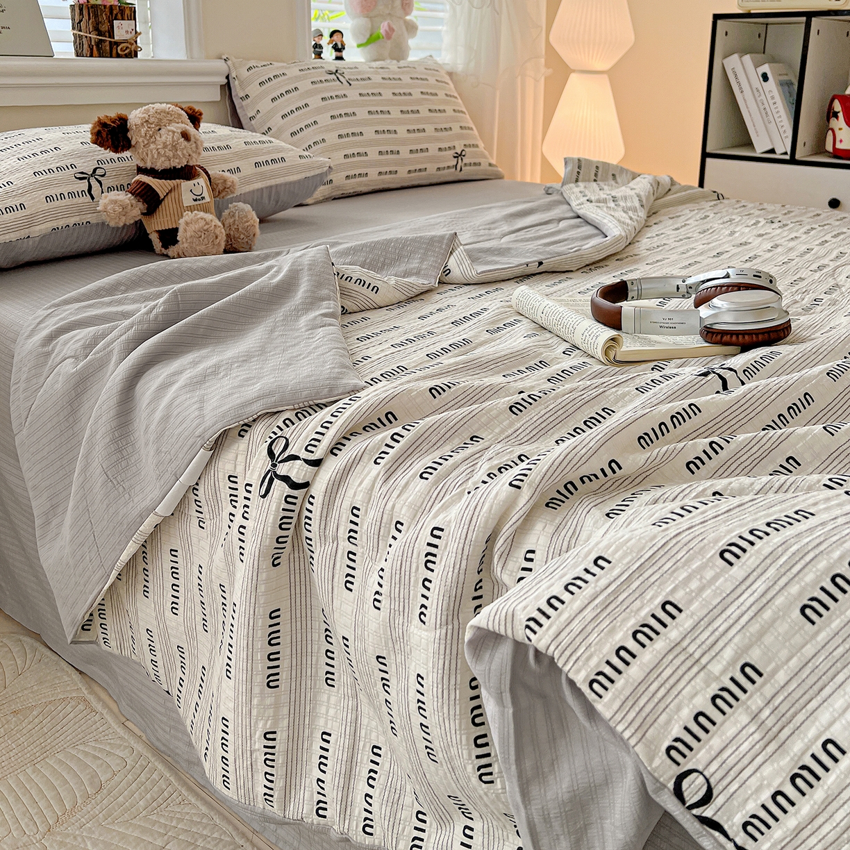 91家纺网 家纺一手货源 找家纺 王朝国际 2026新款A类彩竺棉印花夏被四件套 蝴蝶结