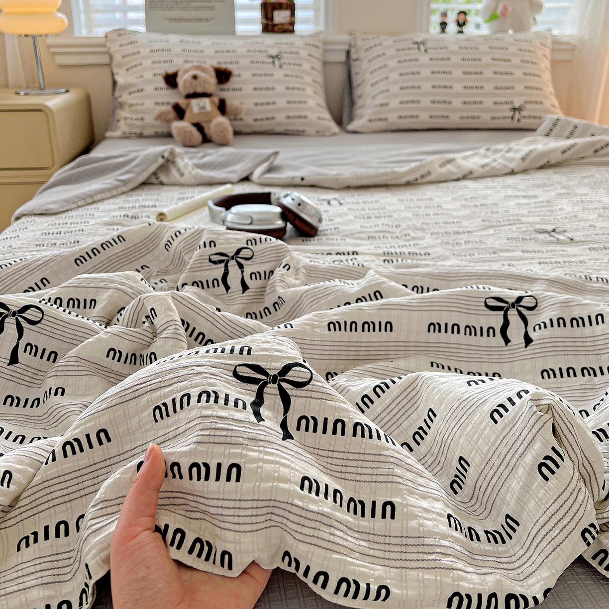 91家纺网 家纺一手货源 找家纺 王朝国际 2026新款A类彩竺棉印花夏被四件套 蝴蝶结