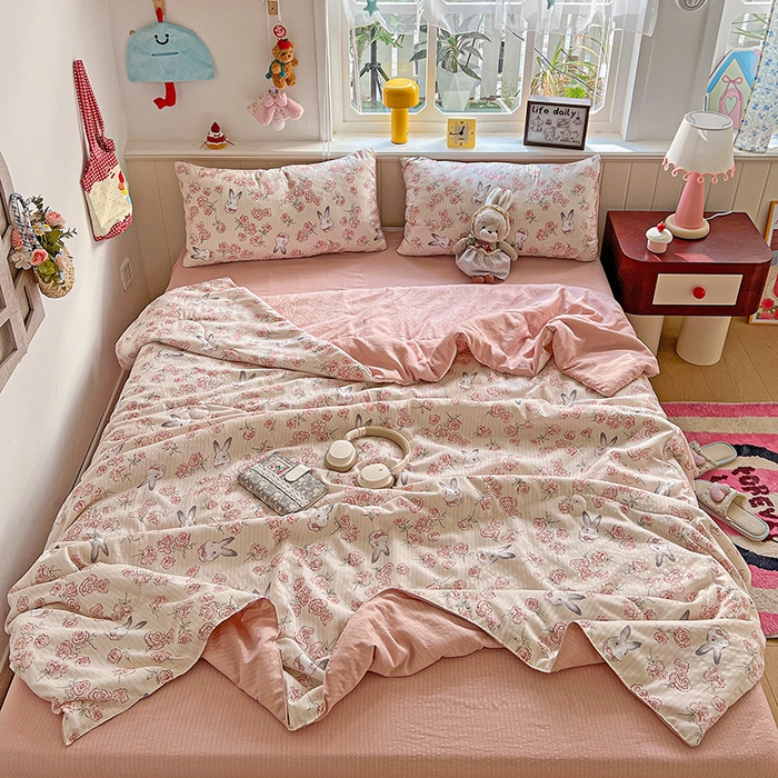 王朝国际 2026新款A类彩竺棉印花夏被四件套 花与兔