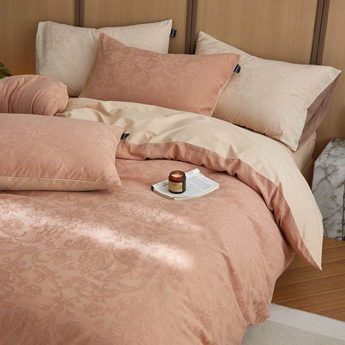 91家纺网 家纺一手货源 找家纺 沐珩家纺 2026新款全棉纯棉提花大雁纹磨毛四件套人字纹四件套（欧式茛苕纹） 茛苕纹-可可棕