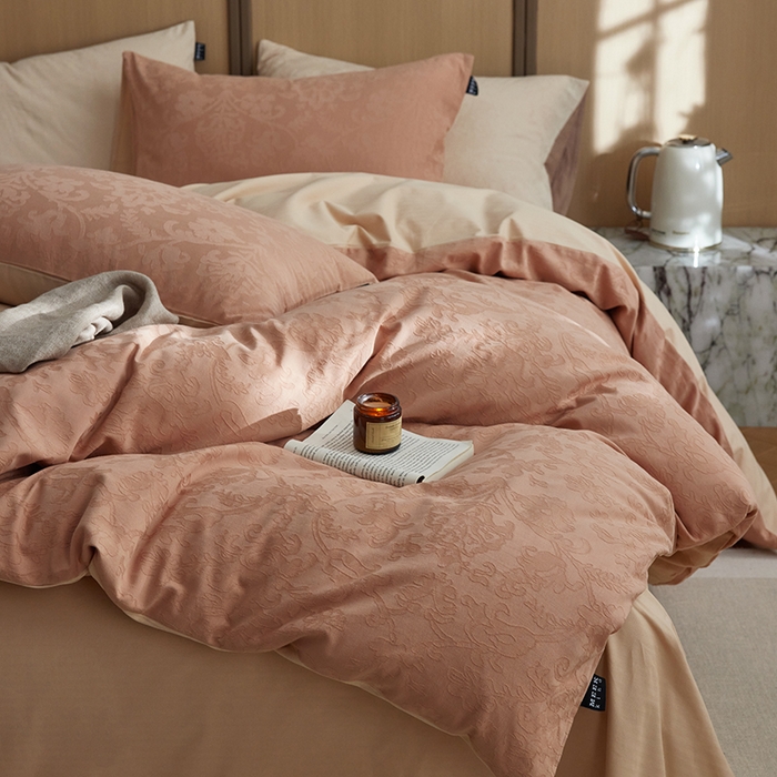 91家纺网 家纺一手货源 找家纺 沐珩家纺 2026新款全棉纯棉提花大雁纹磨毛四件套人字纹四件套（欧式茛苕纹） 茛苕纹-可可棕