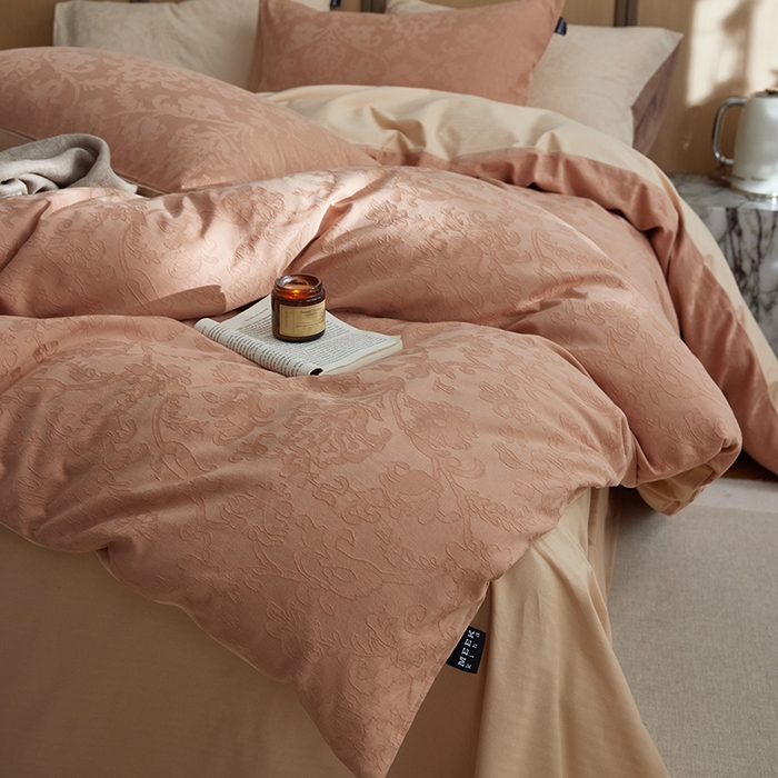 91家纺网 家纺一手货源 找家纺 沐珩家纺 2026新款全棉纯棉提花大雁纹磨毛四件套人字纹四件套（欧式茛苕纹） 茛苕纹-可可棕