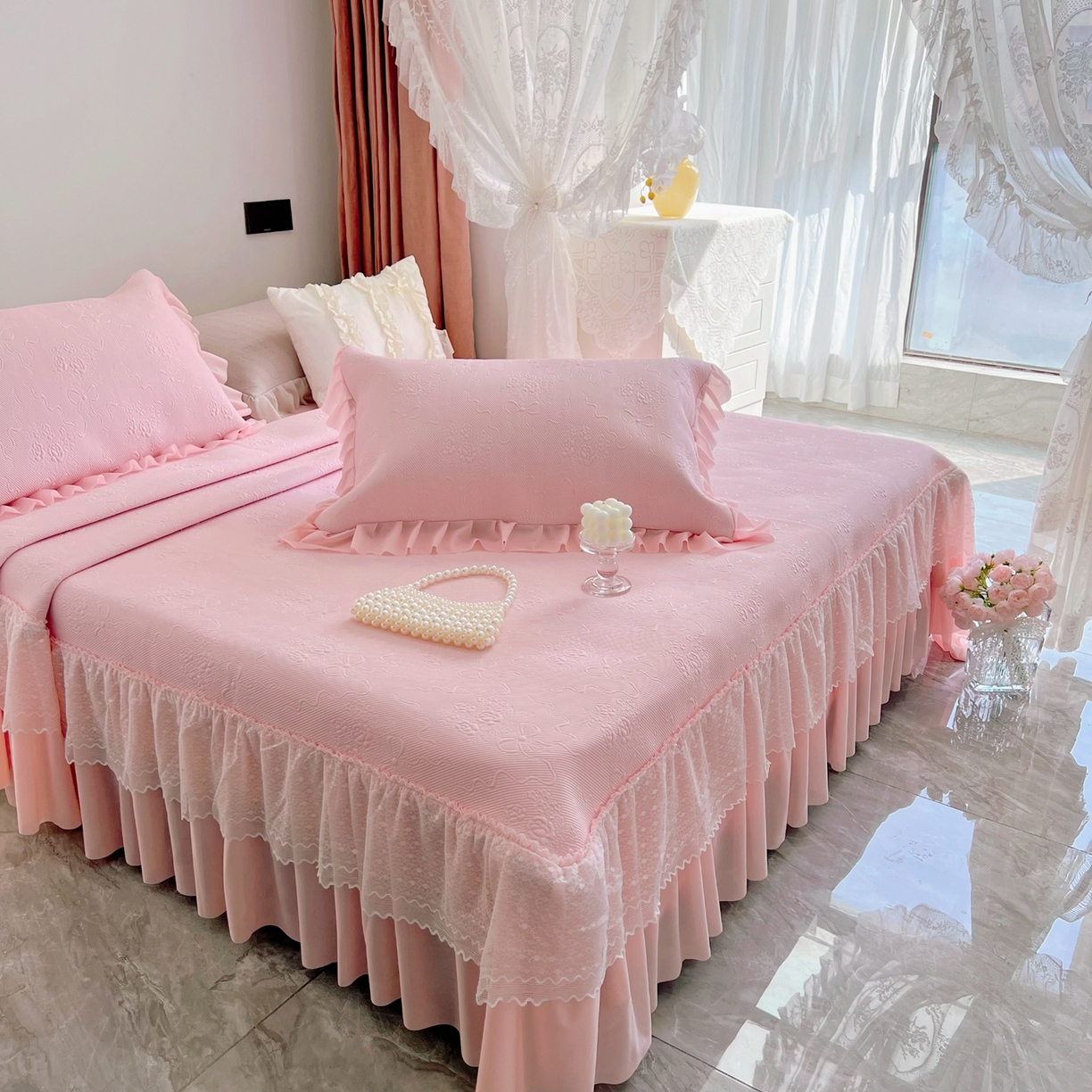 91家纺网 家纺一手货源 找家纺 （总）恋尚羽 2026新款高分子PE凉泡泡大床裙凉感席波浪冰豆豆凉席席子三件套-蝴蝶结系列手捧花