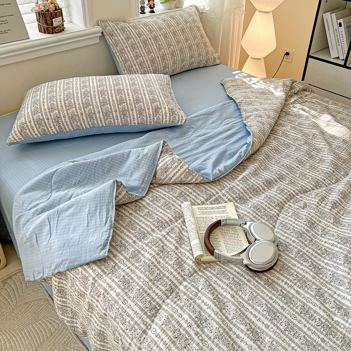 91家纺网 家纺一手货源 找家纺 王朝国际 2026新款A类彩竺棉印花夏被四件套 蓝墨