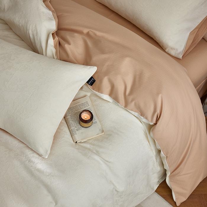 91家纺网 家纺一手货源 找家纺 沐珩家纺 2026新款全棉纯棉提花大雁纹磨毛四件套人字纹四件套（欧式茛苕纹） 茛苕纹-象牙白