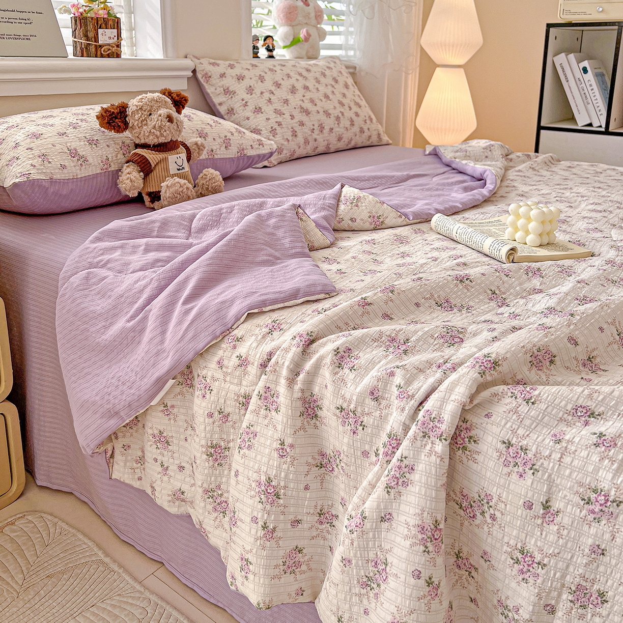 91家纺网 家纺一手货源 找家纺 王朝国际 2026新款A类彩竺棉印花夏被四件套 莫奈紫