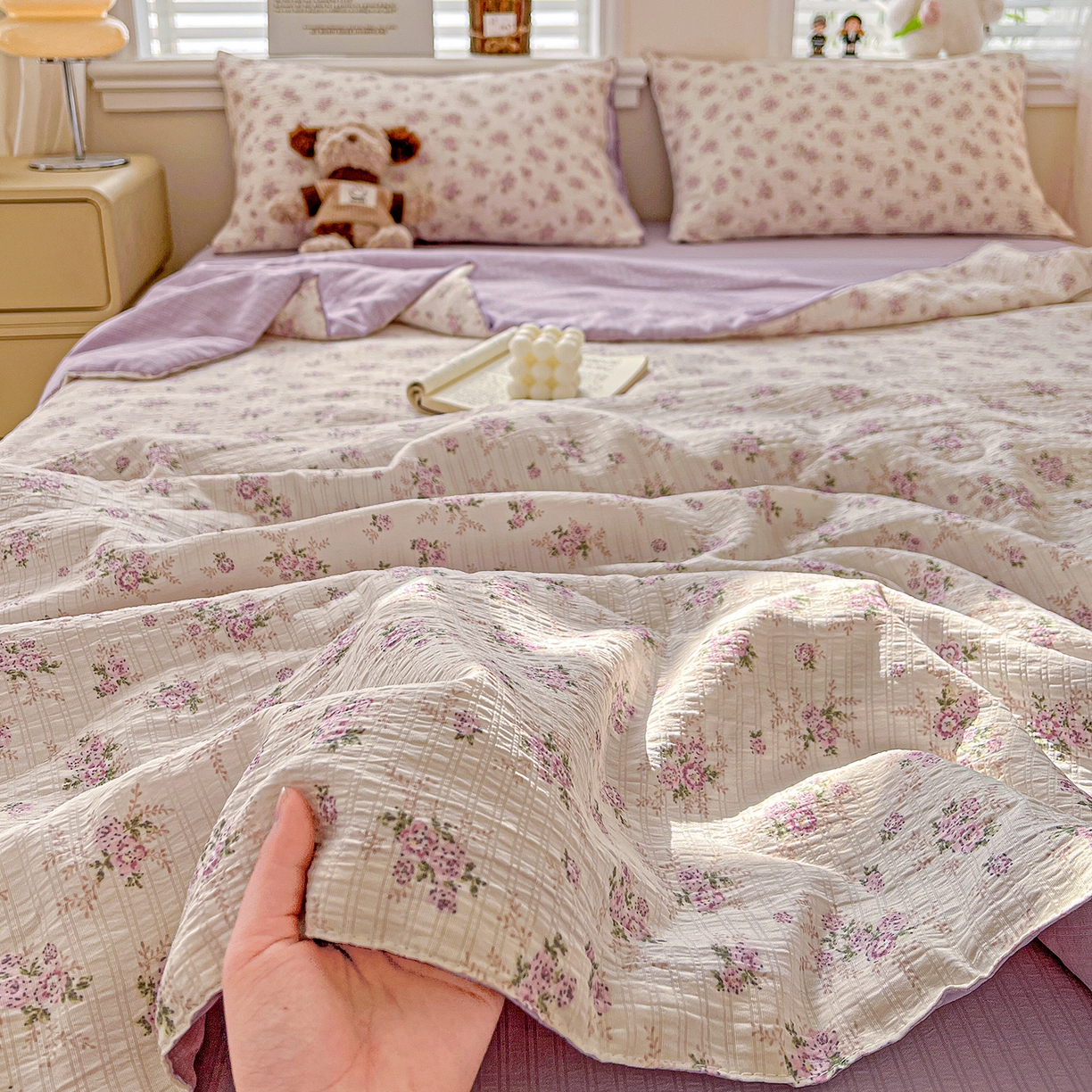 91家纺网 家纺一手货源 找家纺 王朝国际 2026新款A类彩竺棉印花夏被四件套 莫奈紫