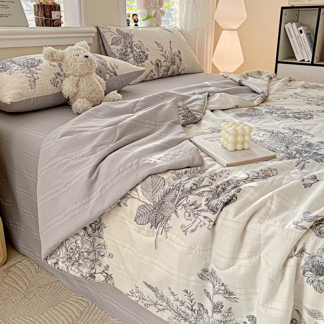 91家纺网 家纺一手货源 找家纺 王朝国际 2026新款A类彩竺棉印花夏被四件套 木兮枝