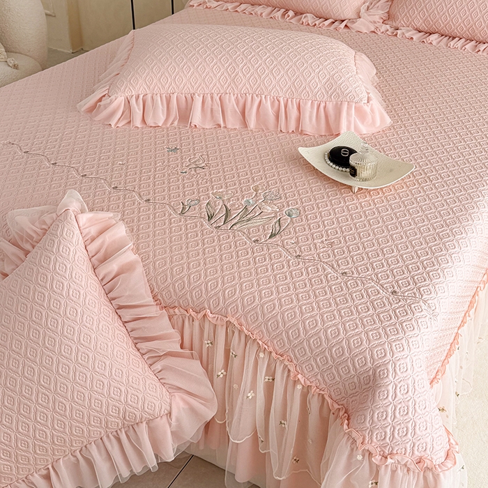 91家纺网 家纺一手货源 找家纺 （总）金绣美居 2026新款PE高分子凉感席冰感床裙款三件套-安然影