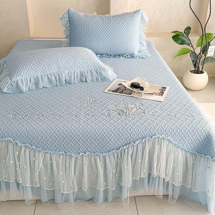 91家纺网 家纺一手货源 找家纺 金绣美居 2026新款PE高分子凉感席冰感床裙款三件套-安然影 安然影-蓝色