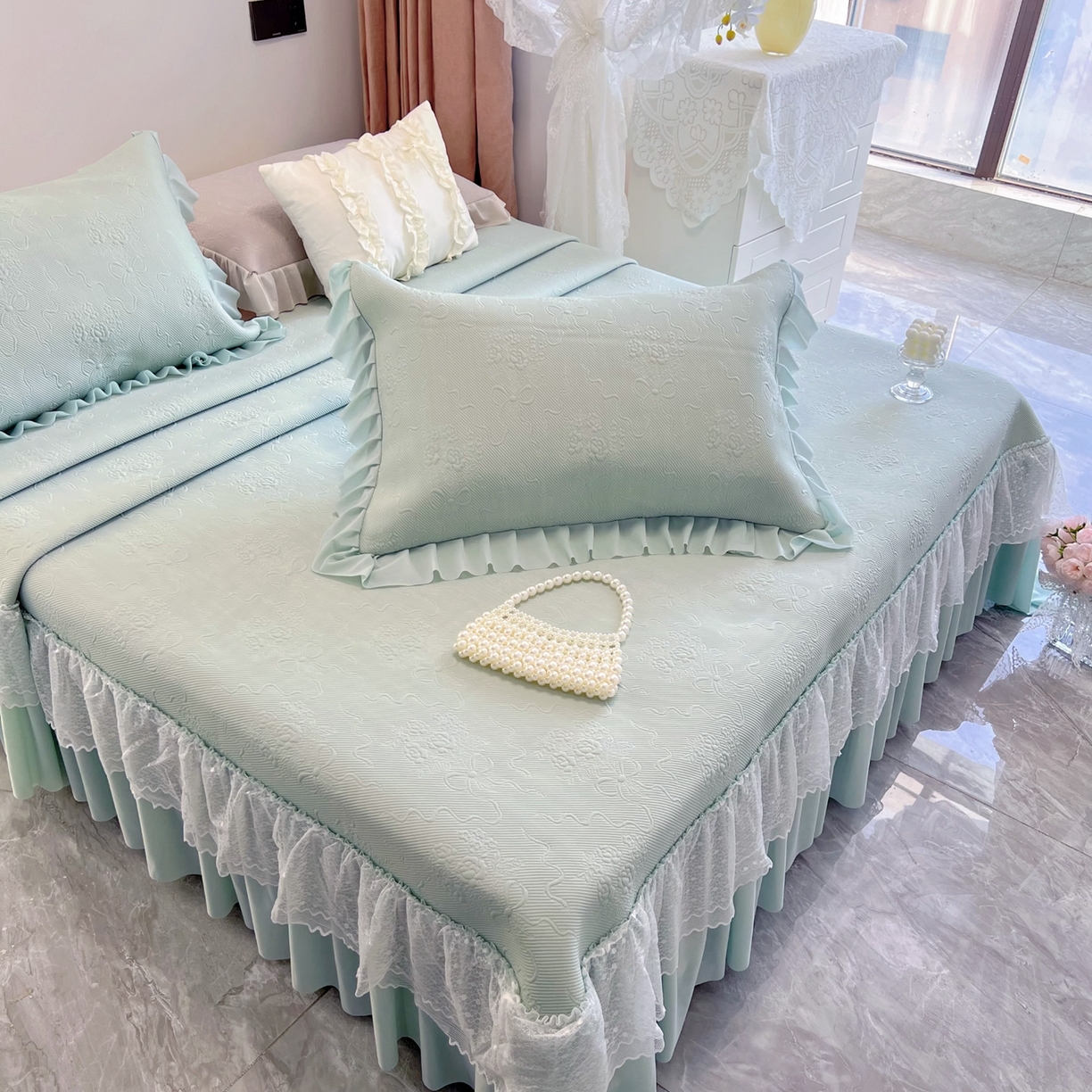 91家纺网 家纺一手货源 找家纺 恋尚羽 2026新款高分子PE凉泡泡大床裙凉感席波浪冰豆豆凉席席子三件套-蝴蝶结系列手捧花 绿色