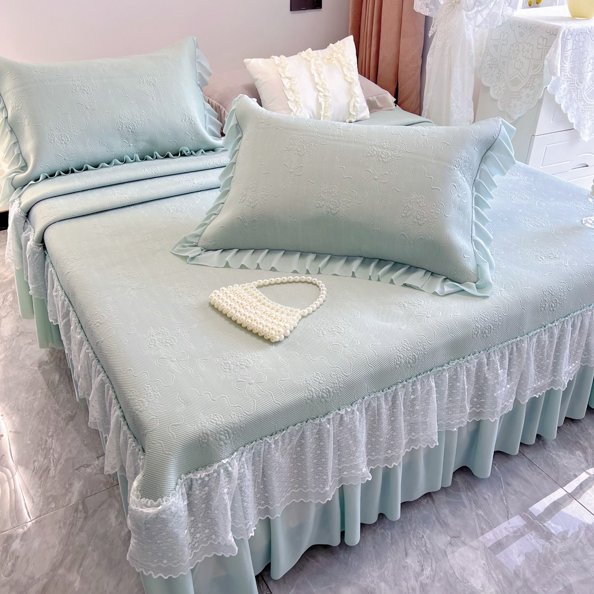 91家纺网 家纺一手货源 找家纺 恋尚羽 2026新款高分子PE凉泡泡大床裙凉感席波浪冰豆豆凉席席子三件套-蝴蝶结系列手捧花 绿色