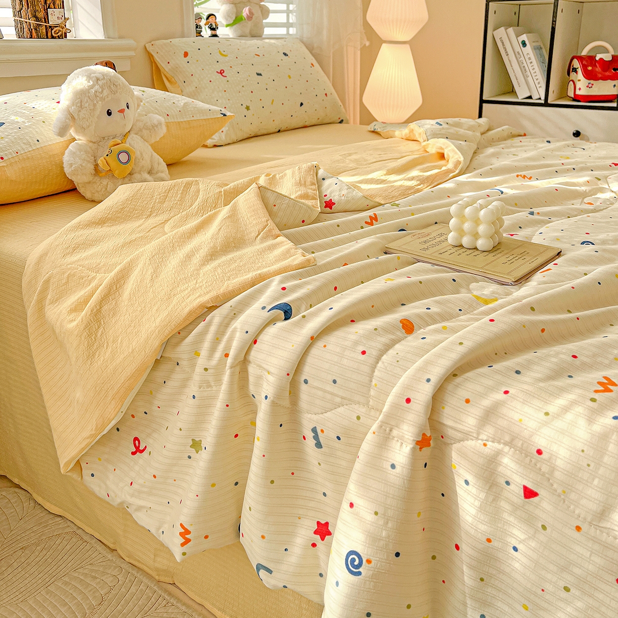 91家纺网 家纺一手货源 找家纺 王朝国际 2026新款A类彩竺棉印花夏被四件套 奶油派