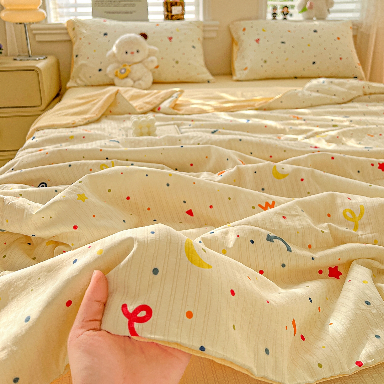 91家纺网 家纺一手货源 找家纺 王朝国际 2026新款A类彩竺棉印花夏被四件套 奶油派